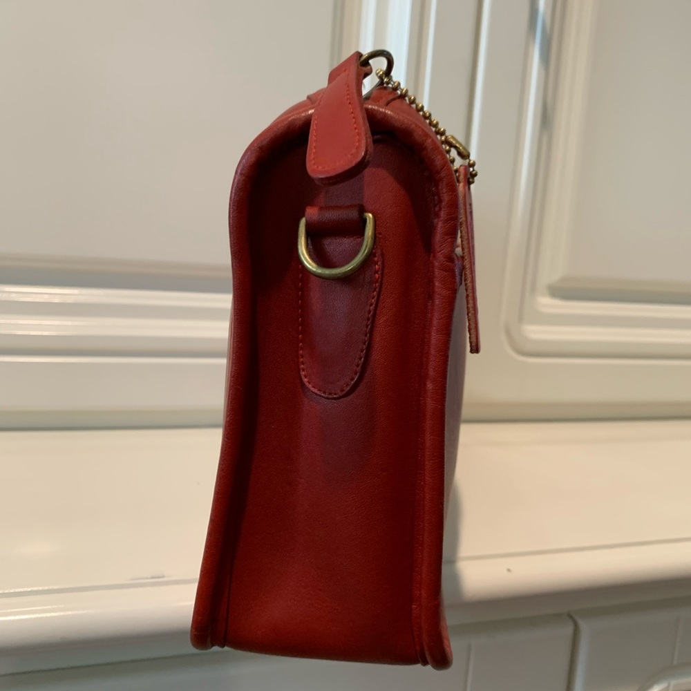 Coach Companion Bag In Red Leather With Brass Hardware Style No 9300 USA - Picture 2 of 9